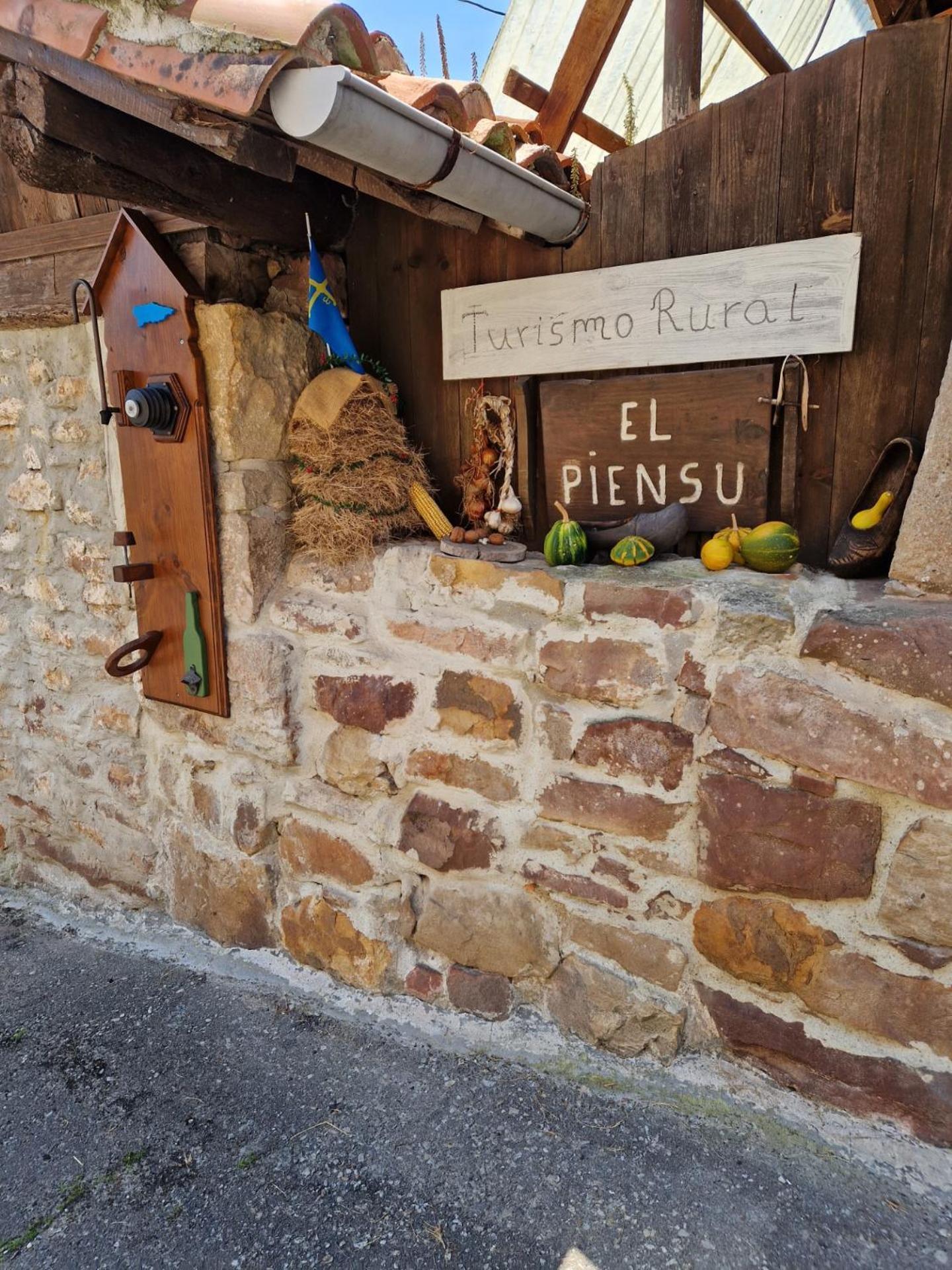 Turismo Rural El Piensu Villaviciosa  Eksteriør billede